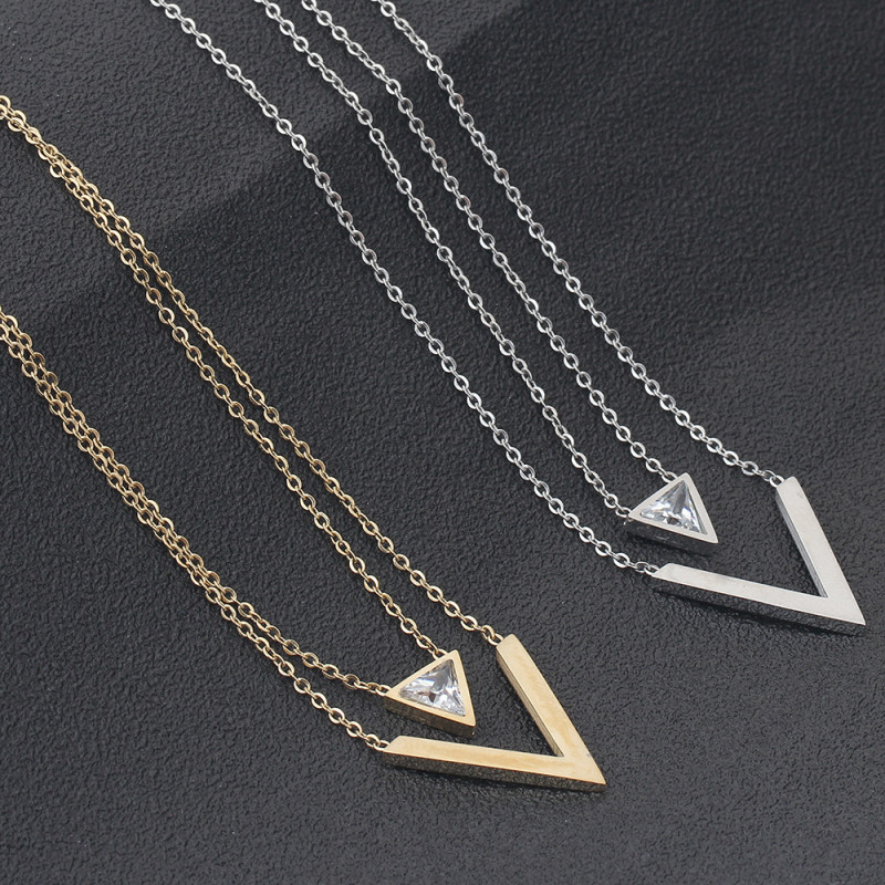 Japanese and Korean New Style Simple Zircon Inlaid Geometric Triangle Splicing Necklace Set Titanium Steel Stainless Steel Women's Collarbone Chain