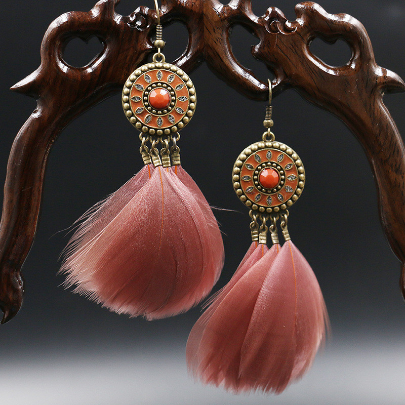 Fashion Round Oil Drop Alloy Earrings for Women, Elegant Fluffy Feather Tassel Long Earrings, European and American Trendy Accessories Wholesale
