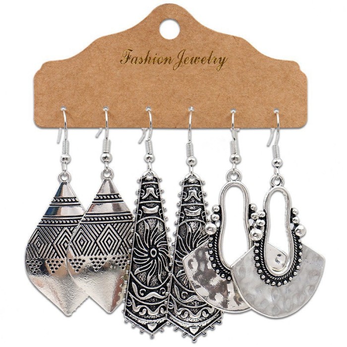 Fashion Alloy Leaf Rhinestone Wing Handmade Tassel Oil Drop Feather Earrings Exaggerated Drop Earrings Wholesale