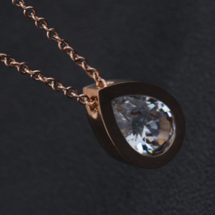 Korean Style Dongdaemun New Fashion Water Drop Shaped Personality Pendant Titanium Steel Inlaid Zircon Necklace for W...