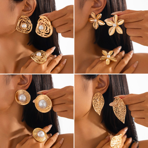 European and American Cross-Border Ins Exaggerated Metal Style Wrinkled Imitation Pearl Earrings Personality Sweet Cool Line Earring Set