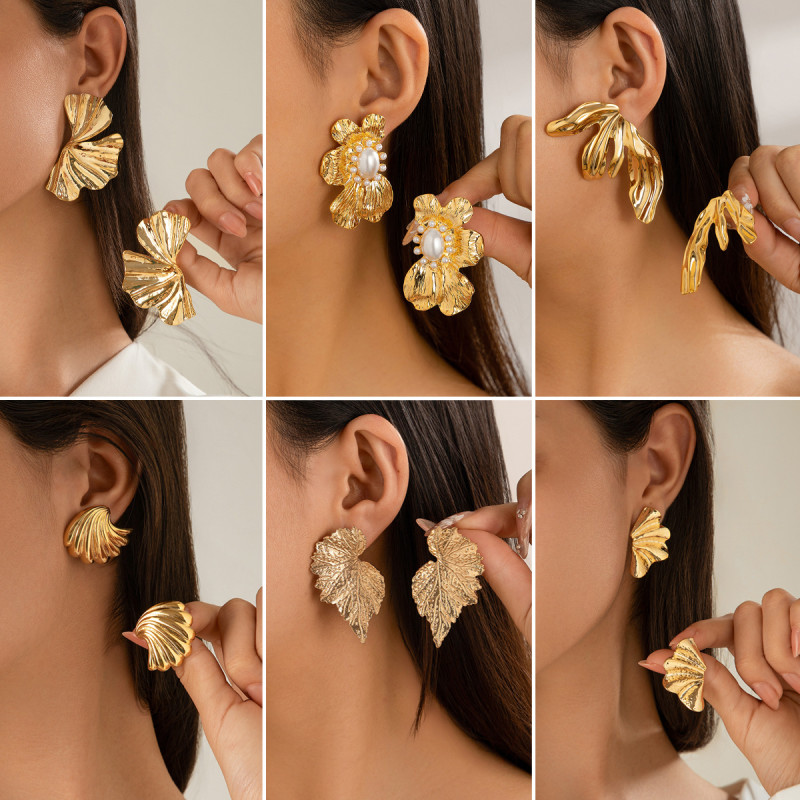 European and American Cross-Border Jewelry Exaggerated Metal Ginkgo Leaf Earrings Trendy Sweet Cool Style Shell Pattern Earrings