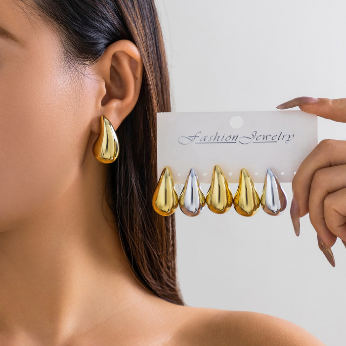 European and American Cross-Border Show Vintage Comma Teardrop Punk Style Earrings Niche Simple Glossy Drop Water Drop Stud Earrings