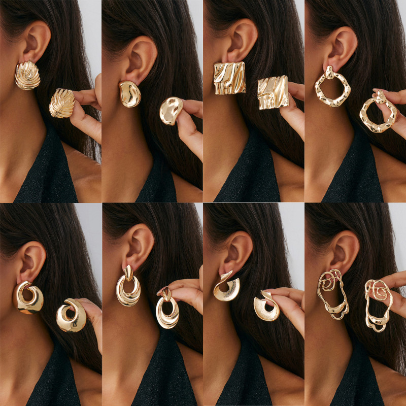 European and American Cross-Border Jewelry Design Sense Metal Threaded Wrinkled Earrings Ins Personality Irregular Geometric Pendant Earrings