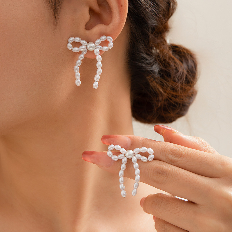 European and American Cross-Border Jewelry Hot-Selling Bowknot French Tassel Earrings Simple Imitation Pearl Bow Earrings