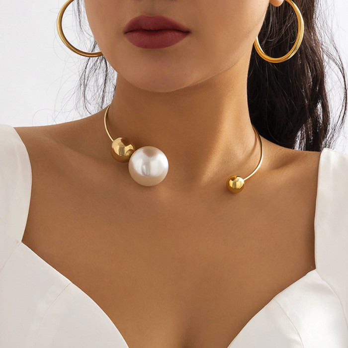 European and American Cross-Border Jewelry Simple and Unique Asymmetric Geometric Bead Choker Niche Design Open Necklace for Women
