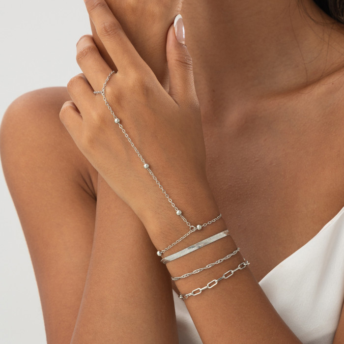 European and American Cross-Border Jewelry Fashionable Ins Style Diamond-Studded Finger Bracelet Daily Versatile Metal Chain Wrist Chain for Women