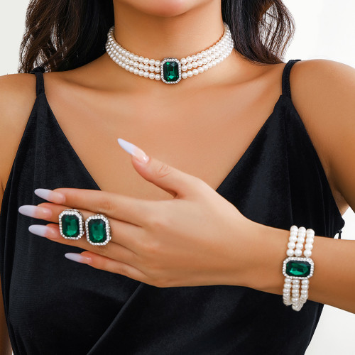 Europe and America Cross Border Ornament Light Luxury Short Imitation Pearl Choker Necklace Turquoise Beaded Ethnic Style Collar
