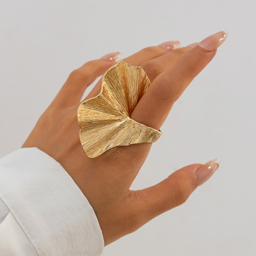European and American Cross-Border Jewelry Light Luxury Style Irregular Three-Dimensional Alloy Ring Design Sense Wrinkled Wide Band Ring New Product