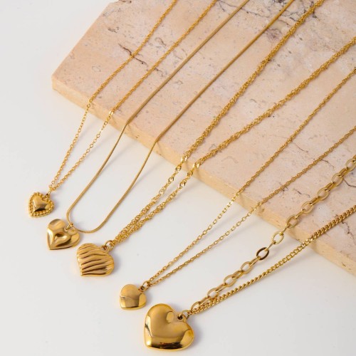 European and American Fashion Simple Luxury Versatile Women's Stainless Steel Heart Necklace Jewelry Wholesale Pendant