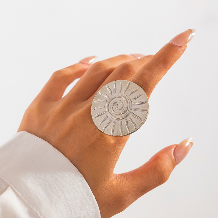 European and American Cross-Border Jewelry INS Style Moon Alloy Ring Creative Exaggerated Sunflower Heart Ring Set