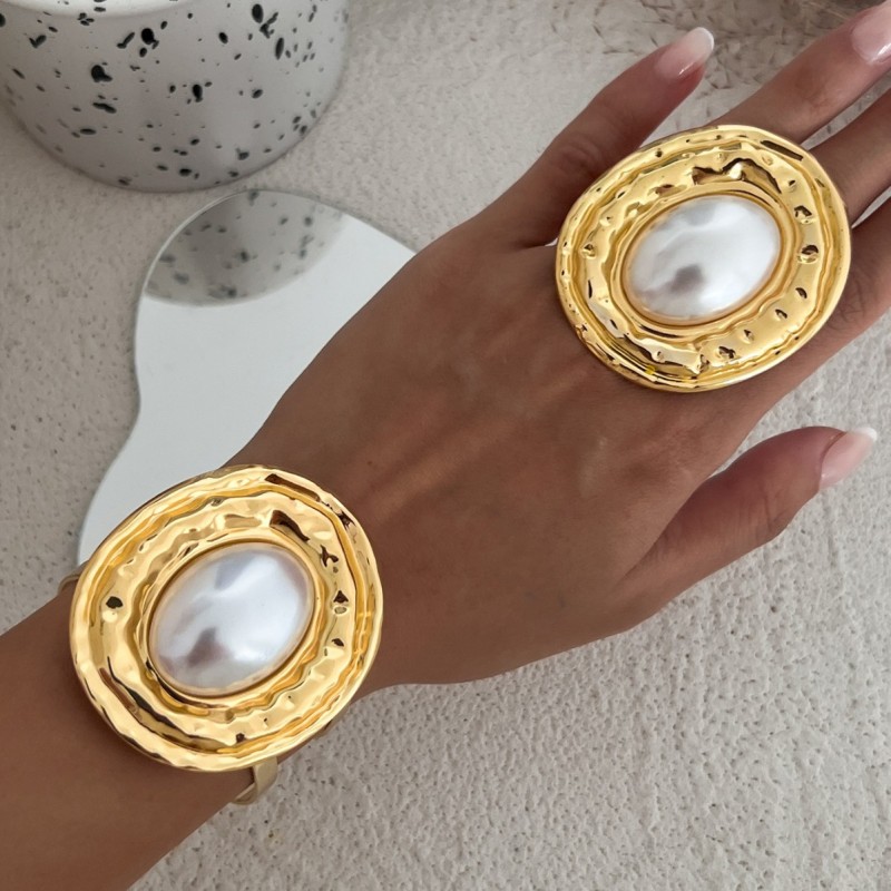 European and American Cross-Border Jewelry Fashion Metallic Oval Bracelet Set Light Luxury Style Inlaid Pearl Bracelet