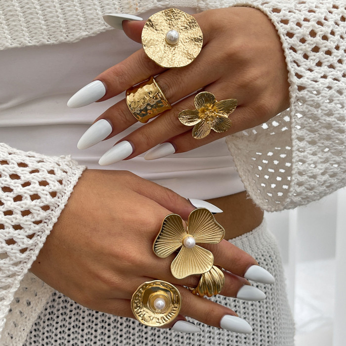 European and American Cross-Border Jewelry Fashionable Inlaid Pearl Flower Ring Simple Wrinkled Round Alloy Ring Set