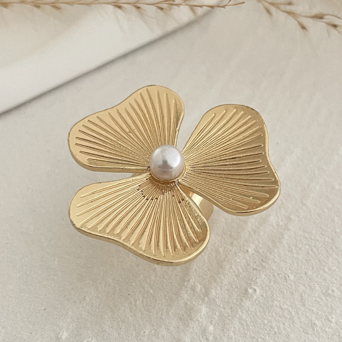 European and American Cross-Border Jewelry Fashionable Irregular Alloy Rings Set Ins Style Wrinkled Pearl Flower Rings