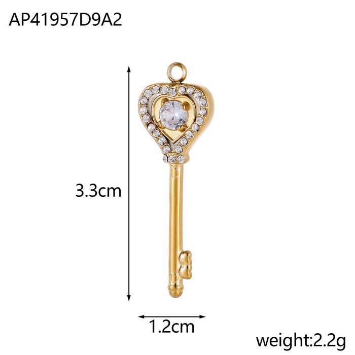 New Heart Key Necklace for Women, Light Luxury, High-End Feel, Simple Niche, Trendy Versatile Jewelry Wholesale