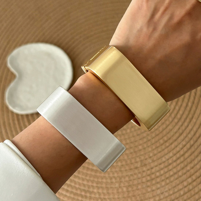 Jewelry INS Metallic Glossy Bracelet for Women Fashionable Personality Geometric Square Wide Version Bangle