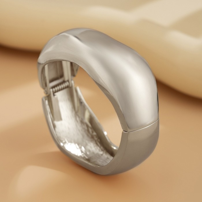 Exaggerated Ins Style Heavy Craft Design Metal Glossy Bracelet Geometric Personality Wide Bangle Bracelet