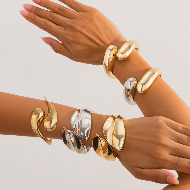 European and American Cross-Border Fashion INS Metal Texture Water Drop Hug Bracelet for Women Exaggerated Design Spring Open Bracelet
