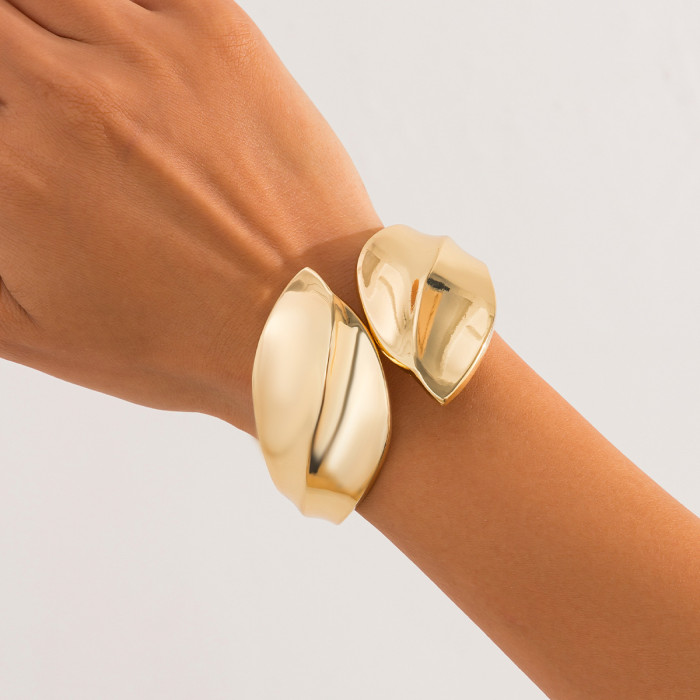 Jewelry Light Luxury Style Round Irregular Bracelet Metallic Water Drop Bracelet Fashion