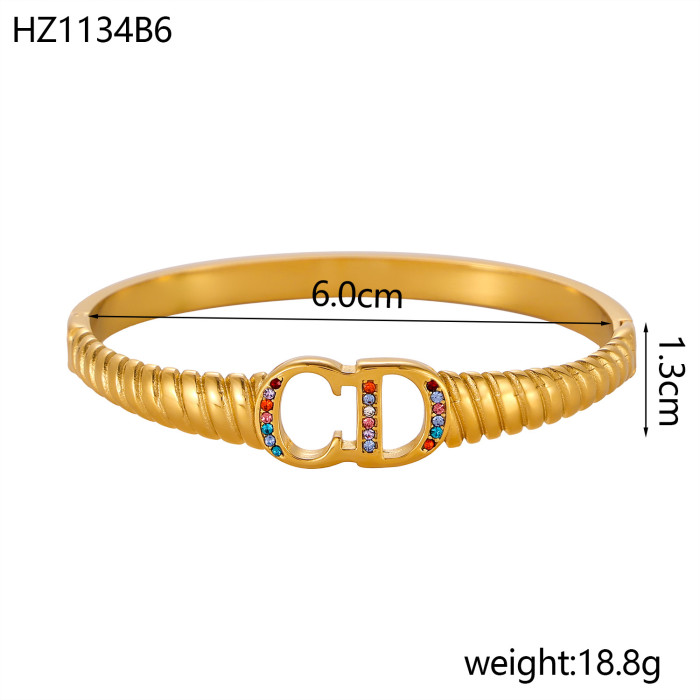 Hot-Selling Geometric Design Titanium Steel Bracelet for Women, Vintage French Bracelet, Long-Lasting Color