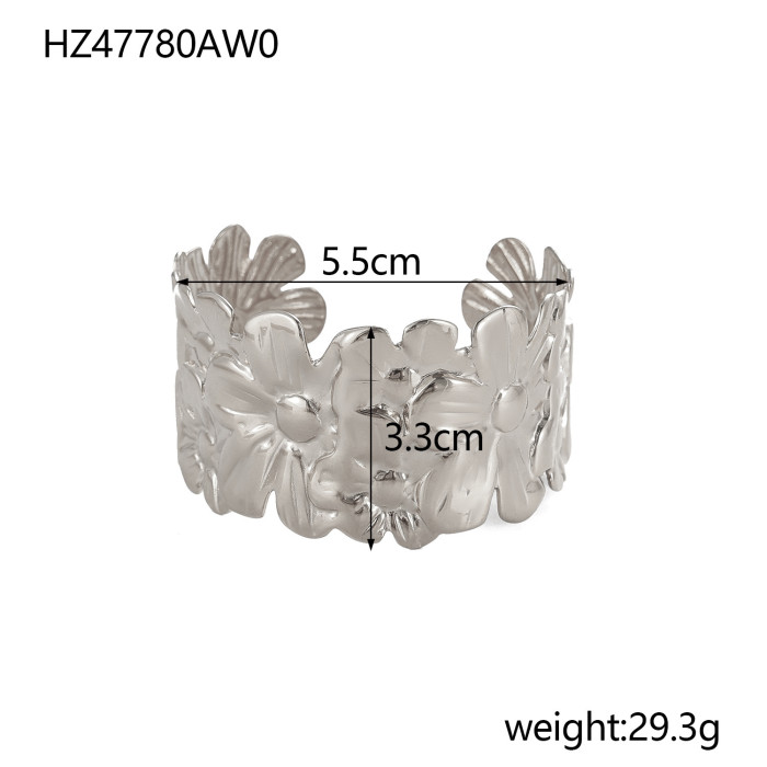 European and American Hot Selling Fashionable Small Exquisite Retro Hollow Pattern Elegant Women's Stainless Steel Gold Bracelet Series