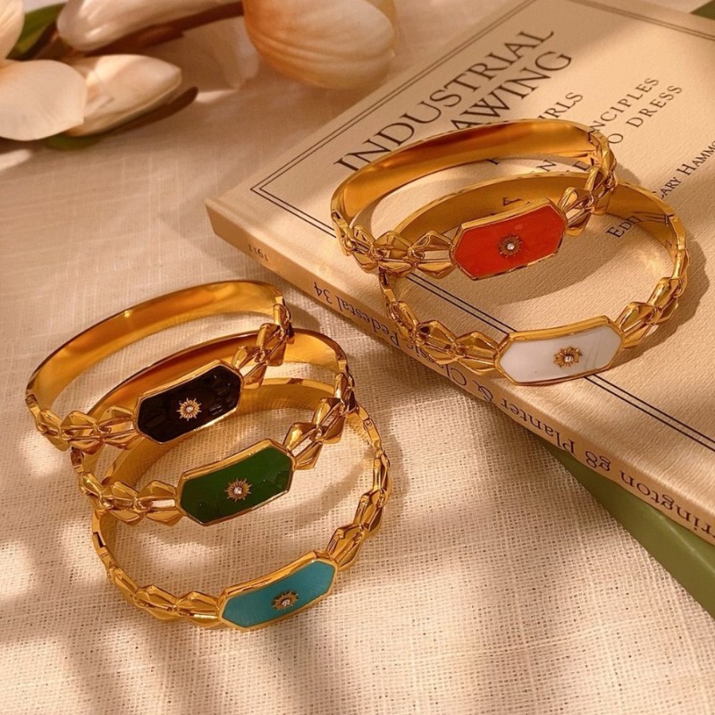 Cross-Border New European and American Bracelet Ins Retro Inlaid Green Diamond Square Bracelet Inlaid Diamond Bracelet Jewelry Wholesale