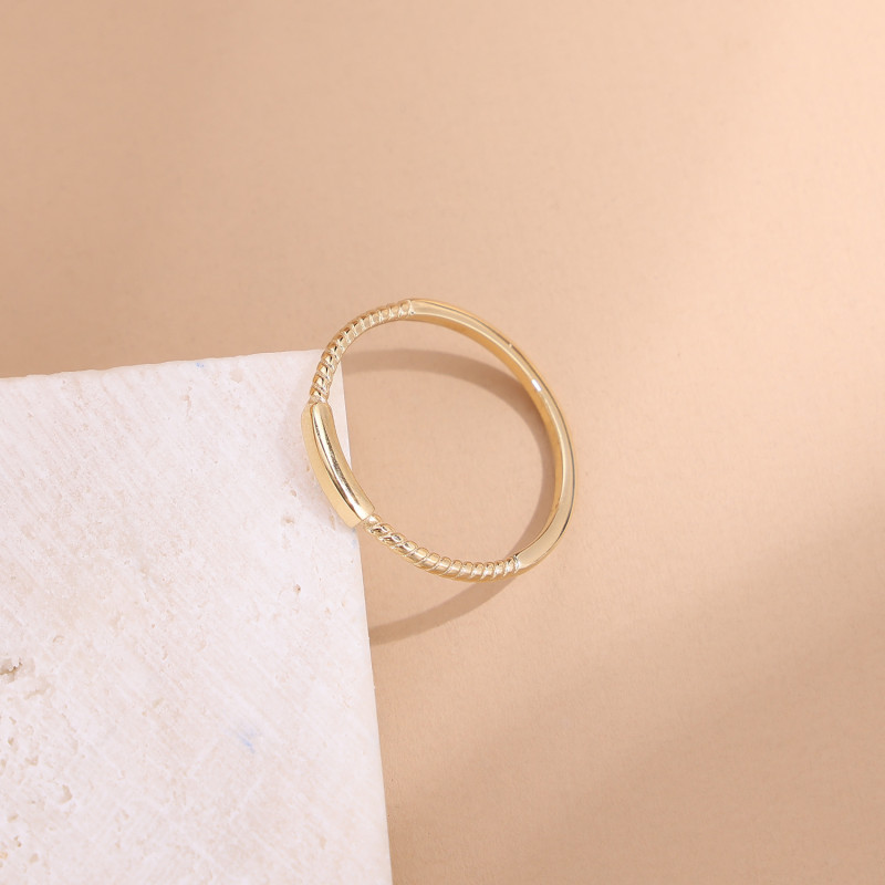 Fashion Basic Versatile Plain Ring Design Geometric Ring Two Colors Available Size High-end Ring Wholesale