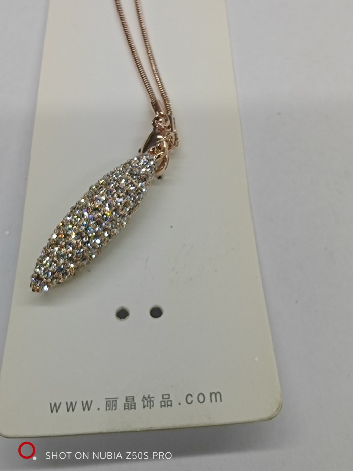 sweater chain 860538