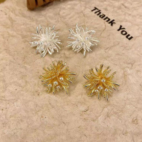 Super Sparkling Snowflake Fireworks Copper Earrings Niche Versatile High-end Earrings Korean Sweet Girly Hot-selling Ear Accessories