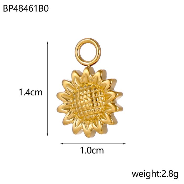 Foreign Trade Hot Selling Stainless Steel Accessories Pendant Retro Jewelry Heart Ocean Pentagram Plant Accessories Pendant Wholesale
