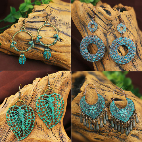 Vintage Earrings for Women Geometric Alloy Drop Earrings Ethnic Style New Creative Heart-shaped Cross-border Exaggerated Earrings Wholesale