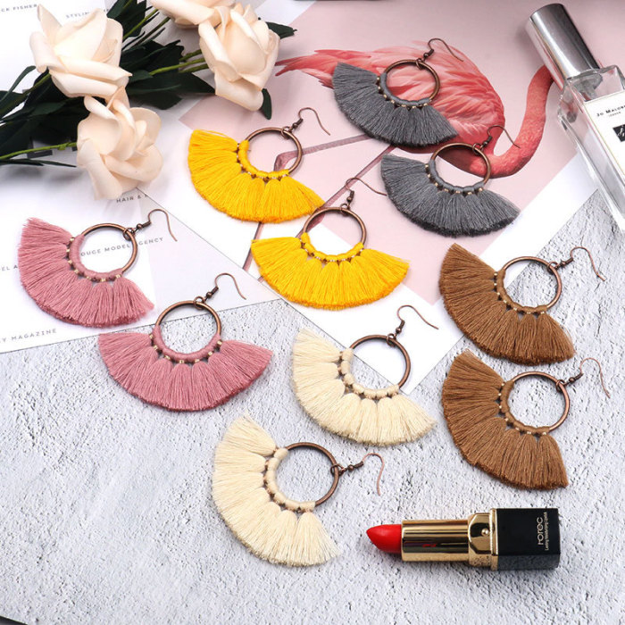 New Bohemian Earrings for Women, European and American Cross-Border Fashion Creative Handmade Fan-Shaped Tassel Earrings