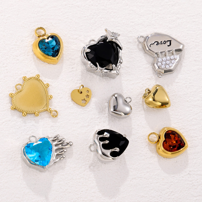 European and American INS Style Simple and Unique Geometric Jewelry Accessories Stainless Steel Plated Round Heart Cast Pendant