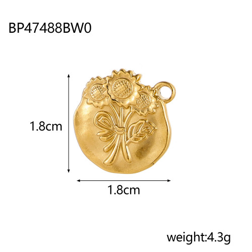 Gold-plated Pendant Accessories Vintage Hollow Flower Pendant