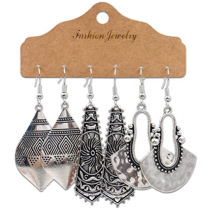 Amazon Handmade Jewelry Retro Ethnic Style Earrings Vintage Geometric Alloy Set European and American Simple Earrings Wholesale