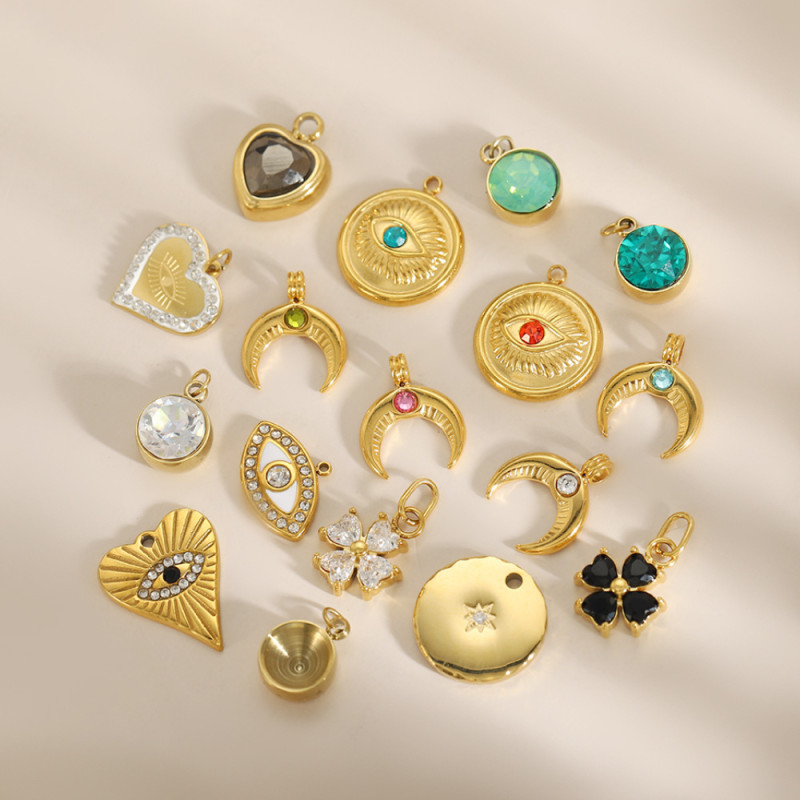 European and American Hot Selling Moon Round Zircon French Retro Stainless Steel DIY Pendant Women Heart Stainless Steel Accessories