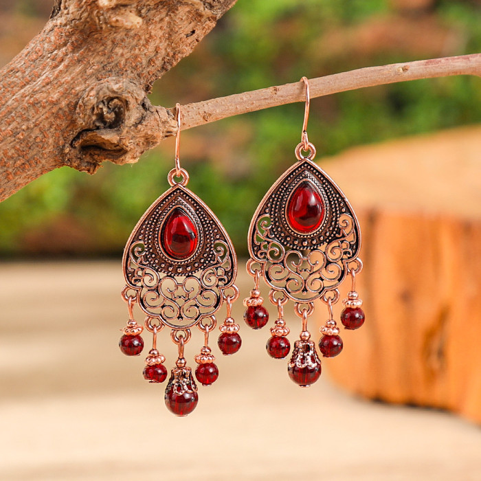 Cross-Border New Bead Earrings for Women European and American Fashion Palace Style Vintage Gold Tassel Earrings Wholesale