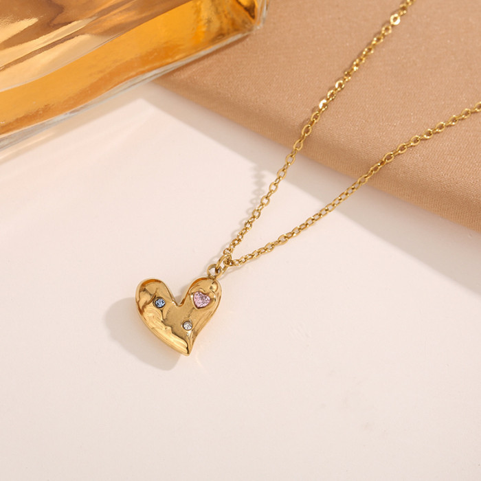 Colorful Zircon Heart Titanium Steel Non-Fading Necklace for Women, Light Luxury Niche Commuter Collarbone Chain, Versatile Elegant Neck Chain