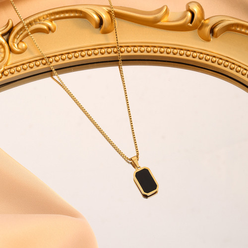 2023 New Titanium Steel Necklace for Women, Light Luxury, Niche Style, European and American Fashion, Unique Design, Black Label Choker Wholesale