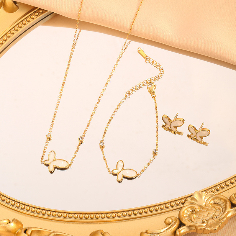 Japanese and Korean Gentle Lady Elegant Butterfly Animal Design Titanium Steel 18K Gold Plated Jewelry Set for Women