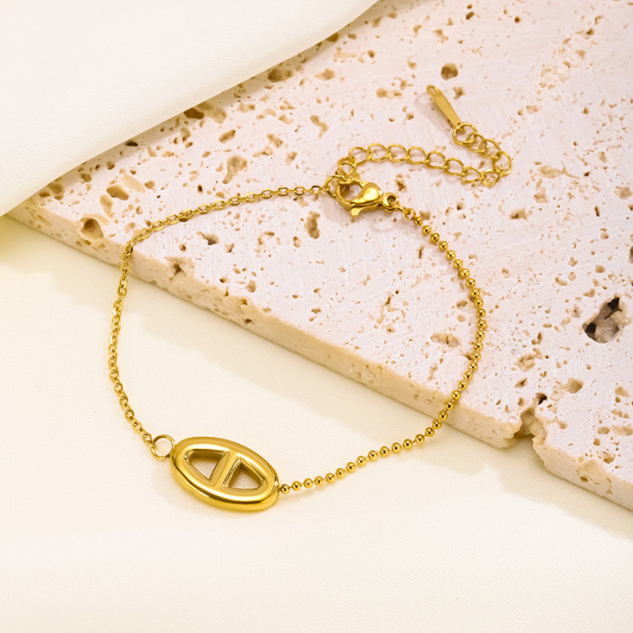 INS Niche Design Pig Nose Hollow Splicing Necklace Bracelet for Women Internet Celebrity Couple Personality Jewelry Set