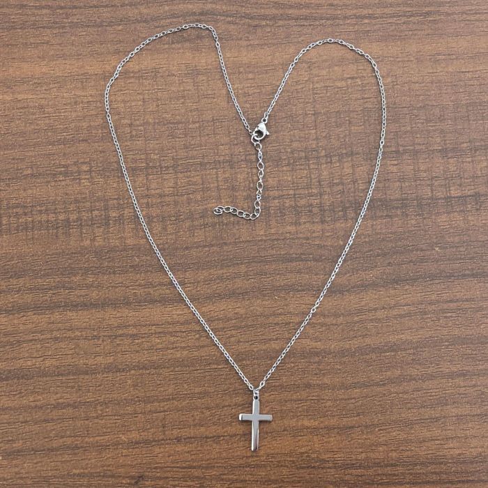 Amazon Exquisite Unisex Stainless Steel 18K Gold Single Layer Simple Cross Pendant Necklace