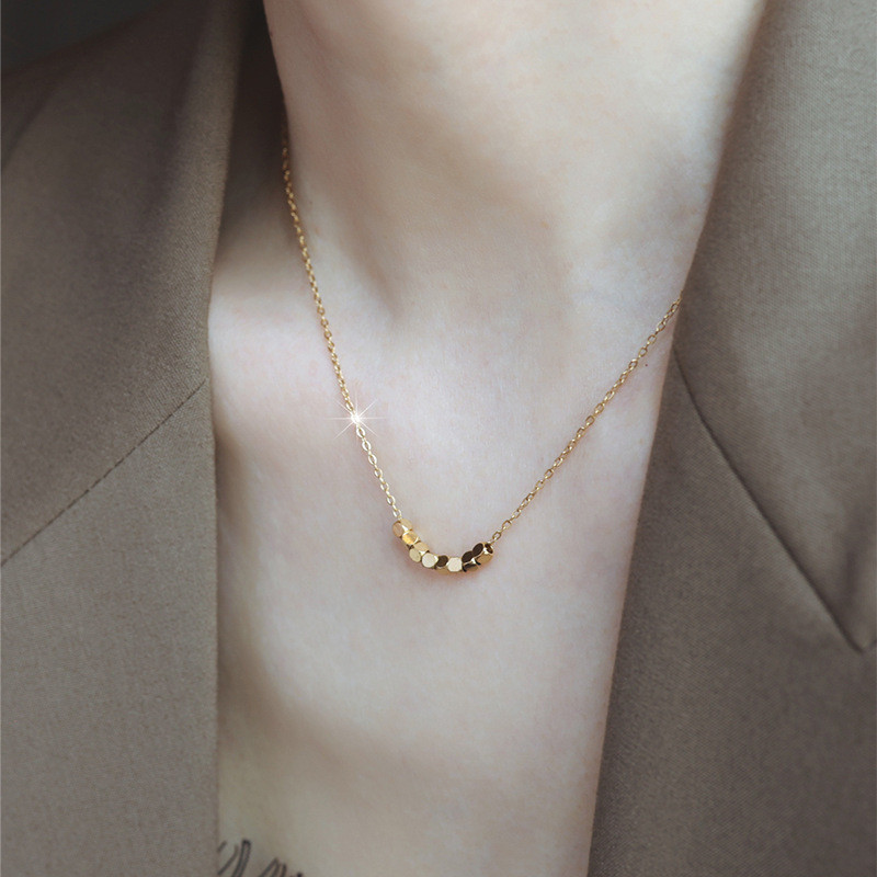 Bafanglaicai Broken Silver Small Sugar Cube Titanium Steel Necklace for Women, Light Luxury Niche High-end Clavicle Chain, 2024 New Model