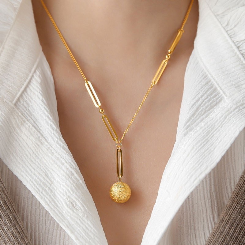 Cross-Border E-commerce Matte Gold Bead Titanium Steel Necklace for Women, Light Luxury Niche Design, Simple Versatile High-End Clavicle Chain