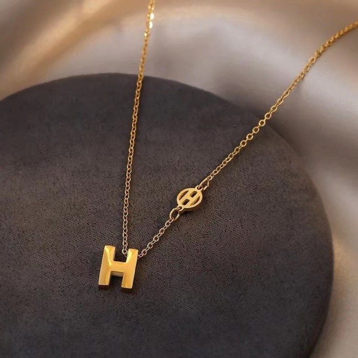 TikTok Hot-Selling Titanium Steel Letter H Necklace for Women, Light Luxury Niche Design Clavicle Chain, Ins Cool Sty...