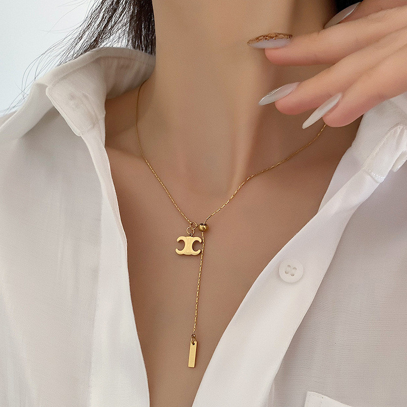 French Style Light Luxury High-End Arc de Triomphe Necklace for Women Versatile Niche Design Adjustable Fashion Tassel Collarbone Chain