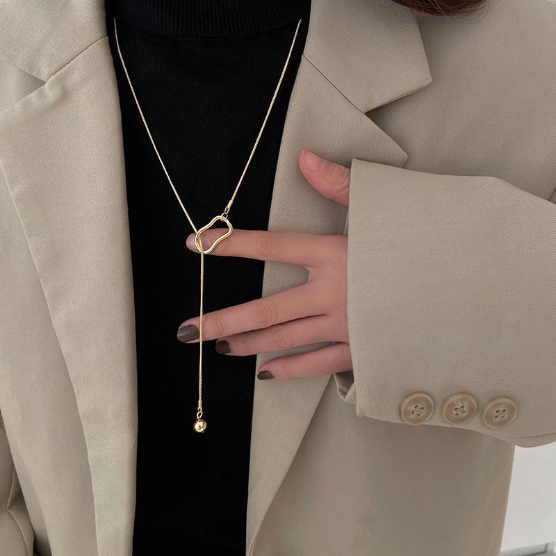 Minimalist Silver Beaded Sweater Chain for Women, Ins Style, Simple Niche Design, Geometric Hollow Out Sweatshirt Chain Necklace