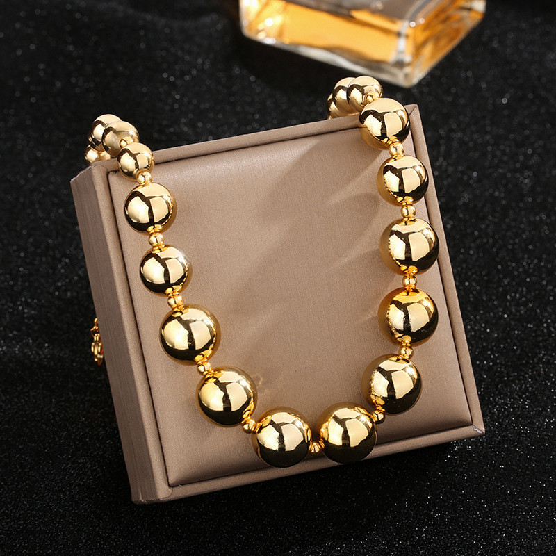 Cross-Border Wholesale European and American Fashion Ins Personality Exaggerated Transfer Bead Titanium Steel Necklace for Women Stainless Steel Sweet Cool Collarbone Chain