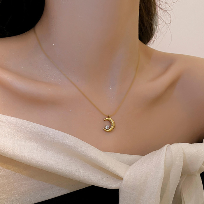 Hot Selling Star Moon Crescent Claw Stone Light Luxury Titanium Steel Necklace for Women Non-Fading Niche Design Hi...