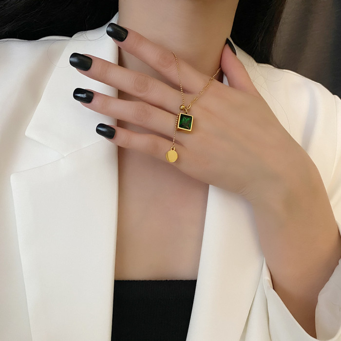 Korean Emerald Square Pendant Necklace for Women, Light Luxury Niche Design, High-end Green Stone Collarbone Chain...